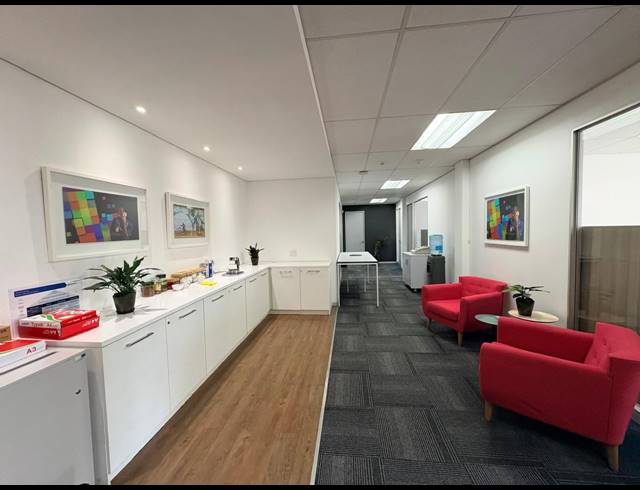 998M² OFFICE FOR SALE IN BROADACRES